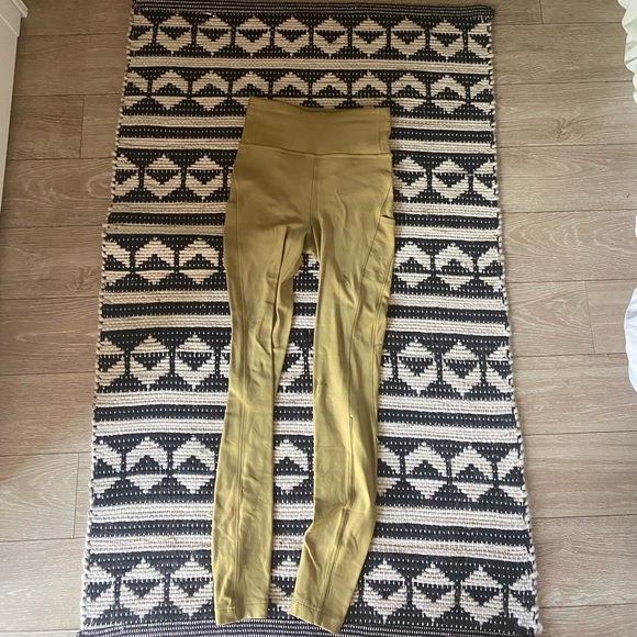 Lululemon leggings - Picture 1 of 3